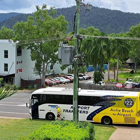 Watersons At Airlie Central Apartments Airlie Beach Exterior photo